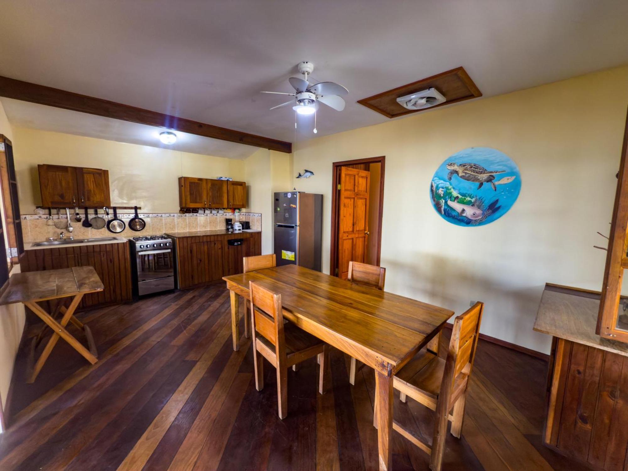 Saigon Bay Bed & Breakfast Bocas del Toro Rum bild